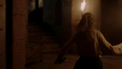 extant_GameOfThrones_1x08-ThePointyEnd_0432