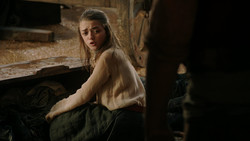 extant_GameOfThrones_1x08-ThePointyEnd_0538