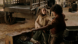 extant_GameOfThrones_1x08-ThePointyEnd_0553