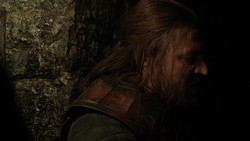 extant_GameOfThrones_1x08-ThePointyEnd_0733