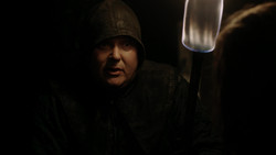 extant_GameOfThrones_1x08-ThePointyEnd_0821