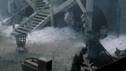extant_GameOfThrones_1x08-ThePointyEnd_0890