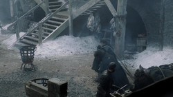 extant_GameOfThrones_1x08-ThePointyEnd_0891