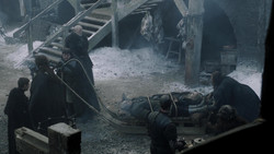 extant_GameOfThrones_1x08-ThePointyEnd_0896