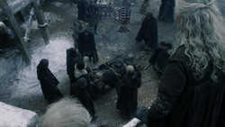 extant_GameOfThrones_1x08-ThePointyEnd_0903