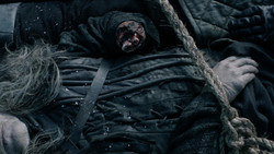extant_GameOfThrones_1x08-ThePointyEnd_0924