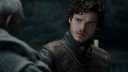 extant_GameOfThrones_1x08-ThePointyEnd_1447