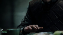 extant_GameOfThrones_1x08-ThePointyEnd_1550