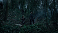 extant_GameOfThrones_1x08-ThePointyEnd_2030