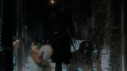 extant_GameOfThrones_1x08-ThePointyEnd_2482