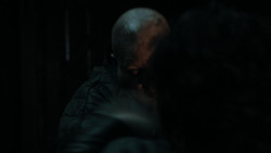 extant_GameOfThrones_1x08-ThePointyEnd_2565