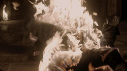 extant_GameOfThrones_1x08-ThePointyEnd_2642