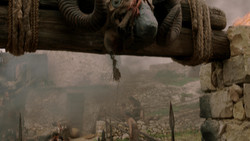 extant_GameOfThrones_1x08-ThePointyEnd_2878