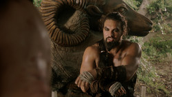 extant_GameOfThrones_1x08-ThePointyEnd_3045