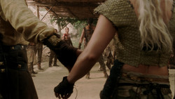 extant_GameOfThrones_1x08-ThePointyEnd_3109