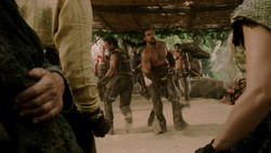 extant_GameOfThrones_1x08-ThePointyEnd_3122