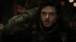 extant_GameOfThrones_1x08-ThePointyEnd_3382