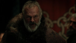 extant_GameOfThrones_1x08-ThePointyEnd_3436
