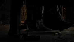extant_GameOfThrones_1x08-ThePointyEnd_3535