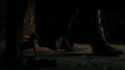 extant_GameOfThrones_1x08-ThePointyEnd_3536