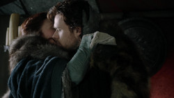 extant_GameOfThrones_1x08-ThePointyEnd_4309