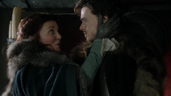 extant_GameOfThrones_1x08-ThePointyEnd_4320