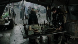 extant_GameOfThrones_1x08-ThePointyEnd_4375