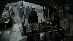 extant_GameOfThrones_1x08-ThePointyEnd_4379