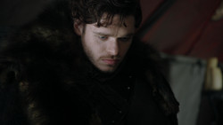 extant_GameOfThrones_1x08-ThePointyEnd_4401