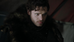 extant_GameOfThrones_1x08-ThePointyEnd_4410