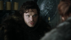 extant_GameOfThrones_1x08-ThePointyEnd_4462