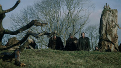 extant_GameOfThrones_1x08-ThePointyEnd_4536