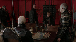 extant_GameOfThrones_1x08-ThePointyEnd_4675