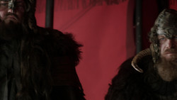 extant_GameOfThrones_1x08-ThePointyEnd_4713