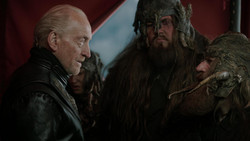 extant_GameOfThrones_1x08-ThePointyEnd_4984