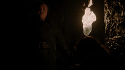 extant_GameOfThrones_1x09-Baelor_0037