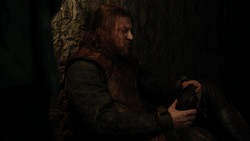 extant_GameOfThrones_1x09-Baelor_0061
