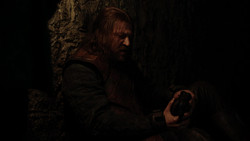 extant_GameOfThrones_1x09-Baelor_0099
