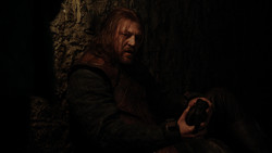 extant_GameOfThrones_1x09-Baelor_0100