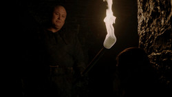 extant_GameOfThrones_1x09-Baelor_0114