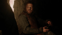 extant_GameOfThrones_1x09-Baelor_0172