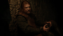 extant_GameOfThrones_1x09-Baelor_0245