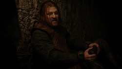 extant_GameOfThrones_1x09-Baelor_0246
