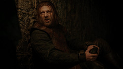 extant_GameOfThrones_1x09-Baelor_0247
