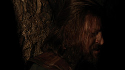 extant_GameOfThrones_1x09-Baelor_0267