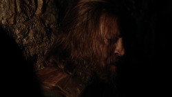 extant_GameOfThrones_1x09-Baelor_0289
