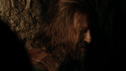 extant_GameOfThrones_1x09-Baelor_0299