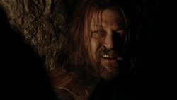 extant_GameOfThrones_1x09-Baelor_0301