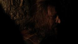 extant_GameOfThrones_1x09-Baelor_0325