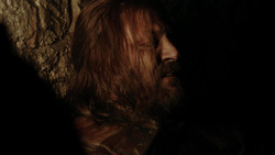 extant_GameOfThrones_1x09-Baelor_0327